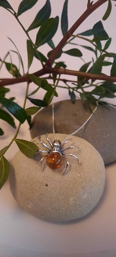 Beautiful Sterling Silver and Cognac Amber Spider Necklace
