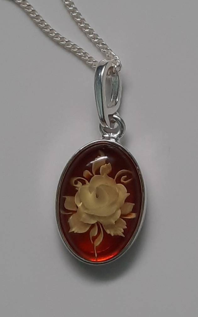 Beautiful Sterling Silver Amber Flower Cameo Necklace