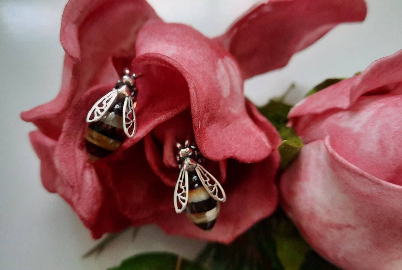 Stunning Designer Bee Earrings made of solid sterling silver 925 with amber stones.