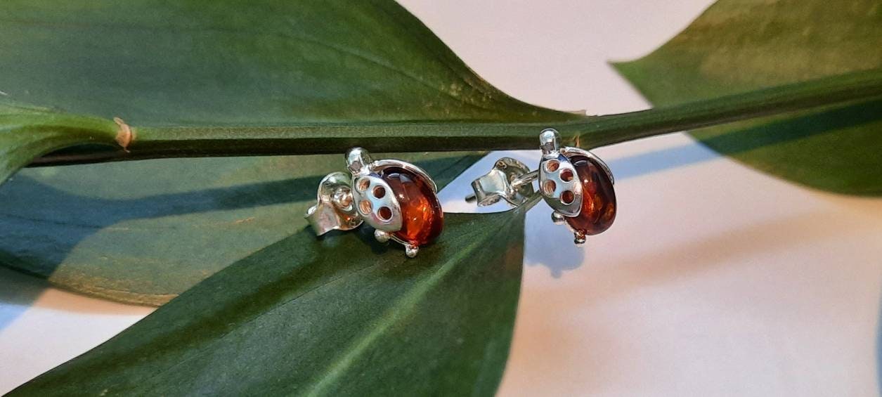Stunning Ladybug necklace and earrings jewellery set